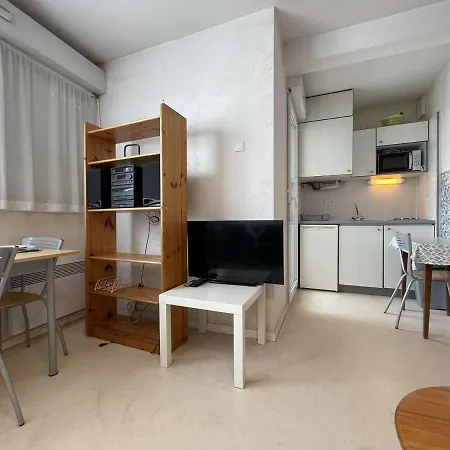 Studio La Rochelle, 1 Piece, 2 Personnes - Fr-1-246-623 * La Rochelle