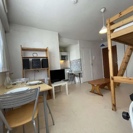 Apartman Studio La Rochelle, 1 Piece, 2 Personnes - Fr-1-246-623
